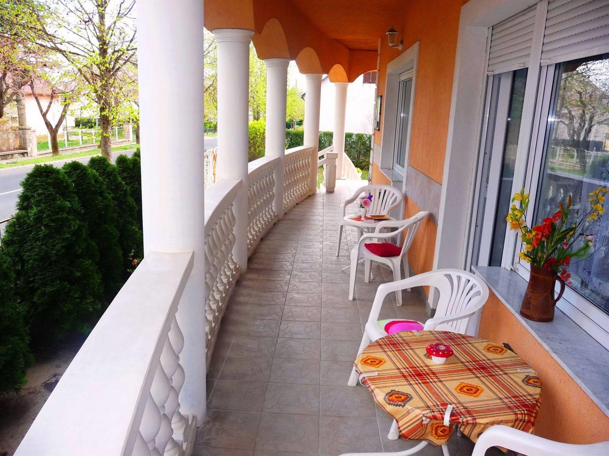 Joker Villa Apartmanhaus Heviz Luaran gambar