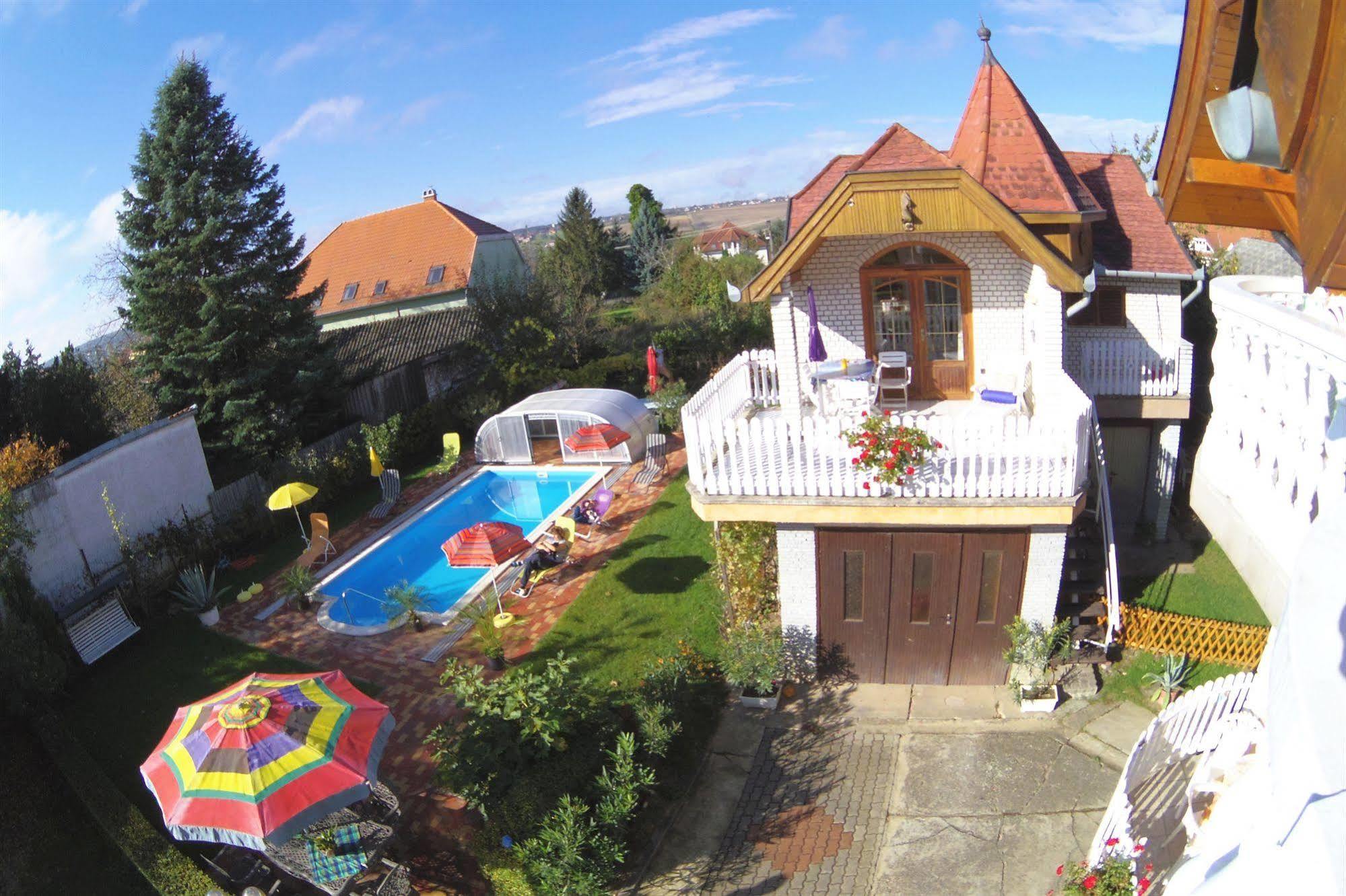 Joker Villa Apartmanhaus Heviz Luaran gambar